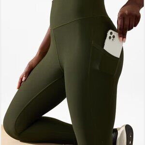 Salutation Stash High Rise 7/8 Legging Aspen Olive size Large EUC